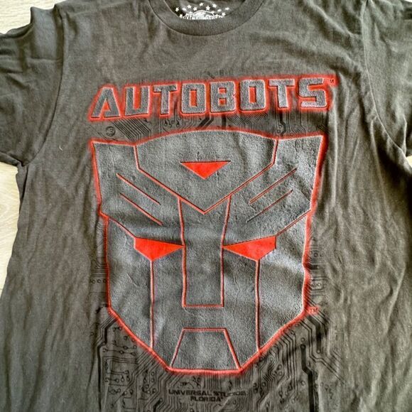 Universal Studios Autobot Shield Tee Charcoal M NWT - Picture 2 of 4
